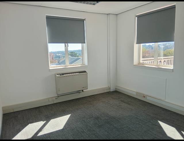 2,415M² BUILDING TO LET IN BRYANSTON